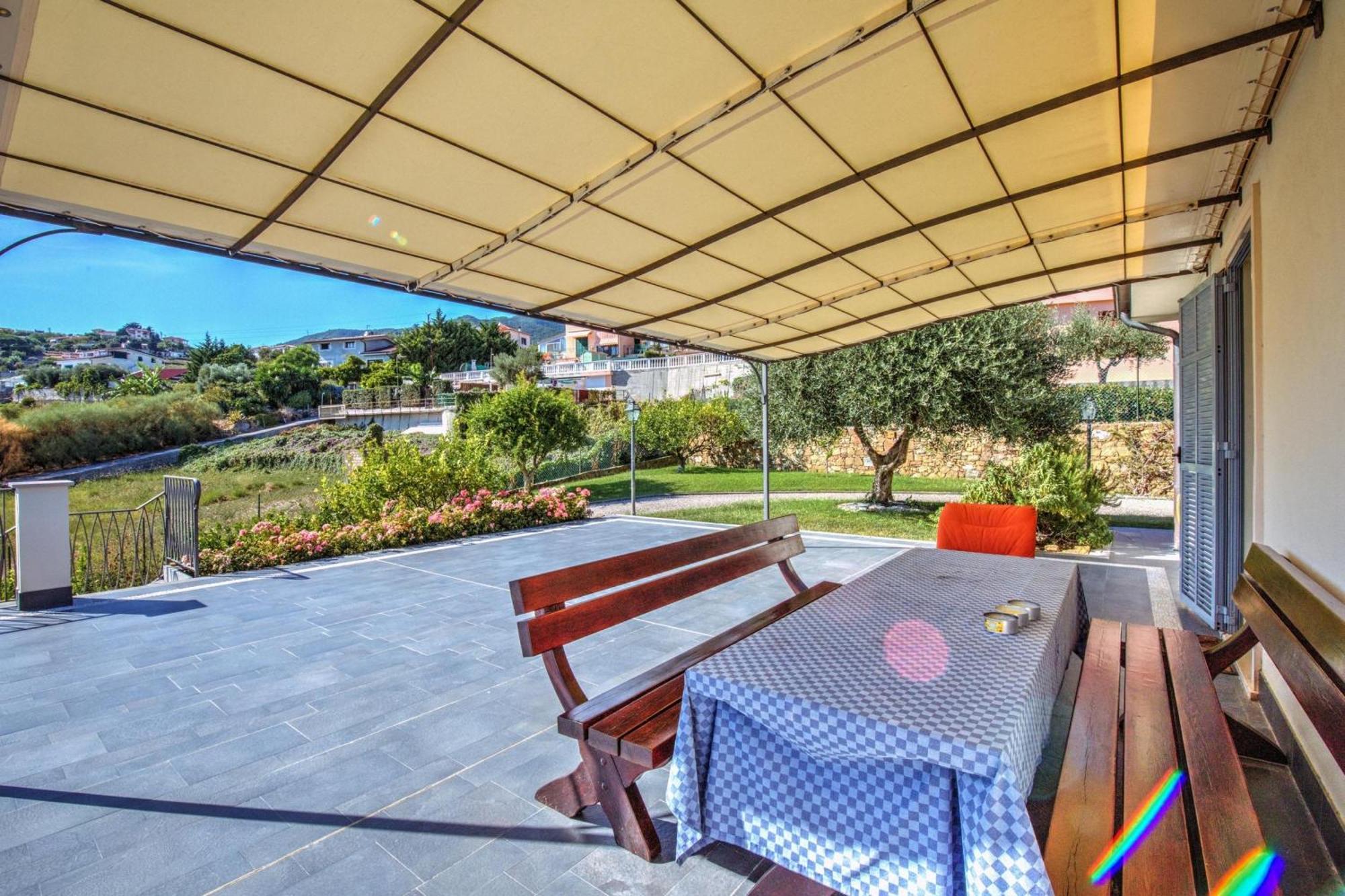 Villa Lucia Riviera Dei Fiori Pool - Happy Rentals San Remo Buitenkant foto